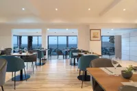 NH Iquique Costa - sarapan