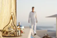Gold Suites - Small Luxury Hotels of the World - bar