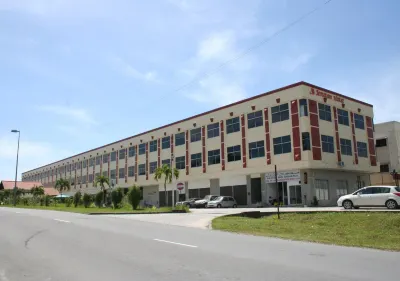 Jeruton Hotel Hotels near Jerudong Park Playground