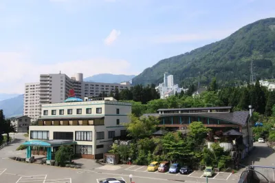 Ishiuchi Yungparunas Hoteles en Minamiuonuma