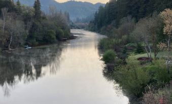 The Stavrand Russian River Valley