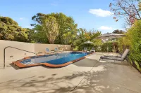 Beechworth Motor Inn - Pool