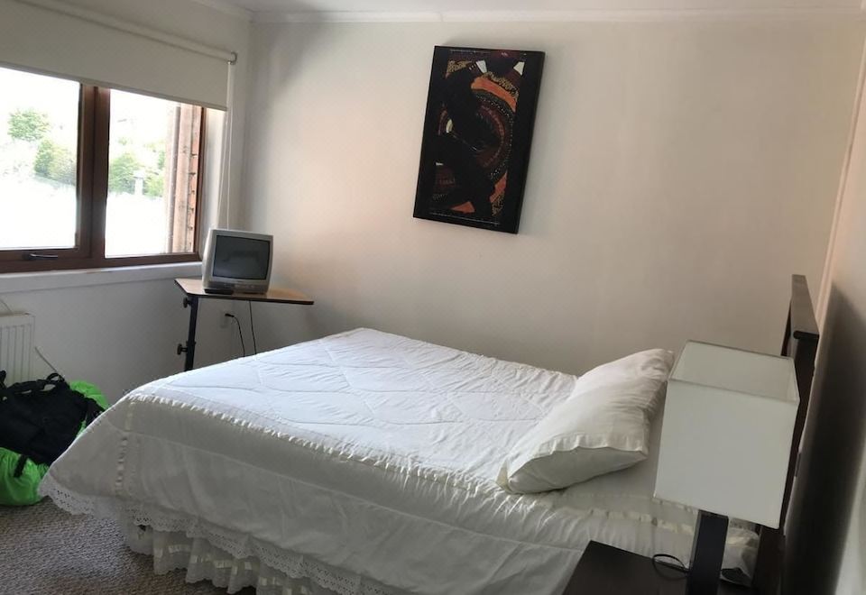 Hostal Akainij-Puerto Williams Updated 2023 Room Price-Reviews & Deals |  Trip.com