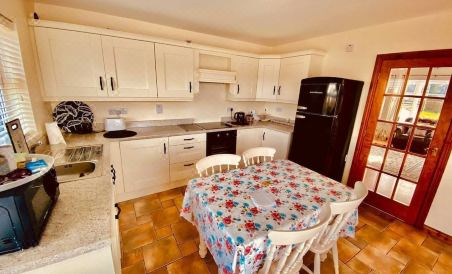 Riverside Cottage Ramelton the Wild Atlantic Way - Housity