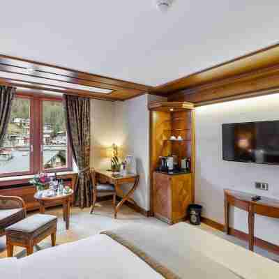 Grand Hotel Zermatterhof Rooms