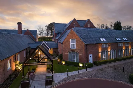 Delta Hotels Worsley Park Country Club Отели в г. Суинтон