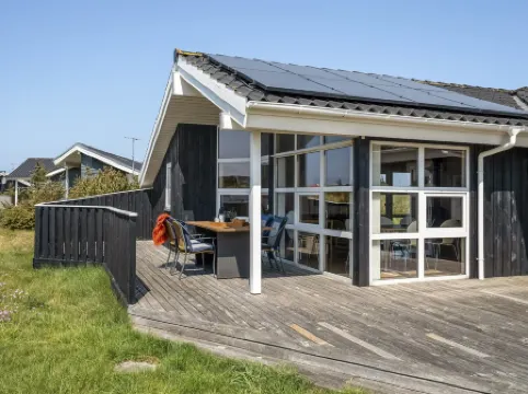 "Emppu" - 400m from the Sea