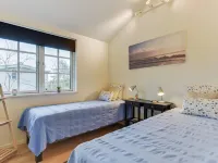 "Auke" - 100m from the Sea - Parking