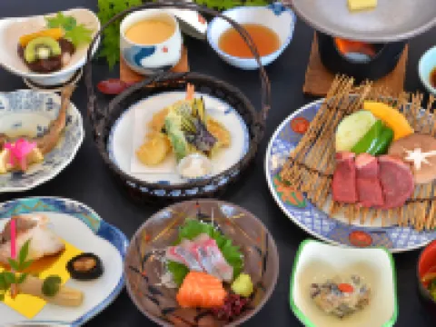 Nakamasu โรงแรมในทาเคโอะ