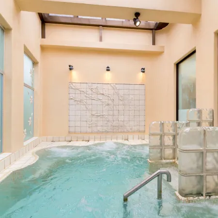 Poppy Springs Resort & Spa