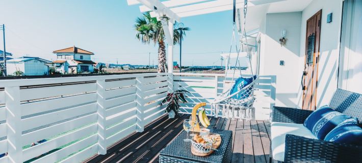 A White House Laguna Hotels in Isumi