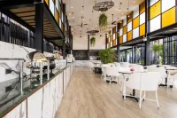 Blue Lagoon Hotel Hotels in Chiang Rai