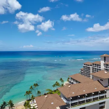 Halepuna Waikiki by Halekulani