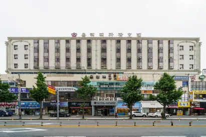 Changwon Olympic Hotel