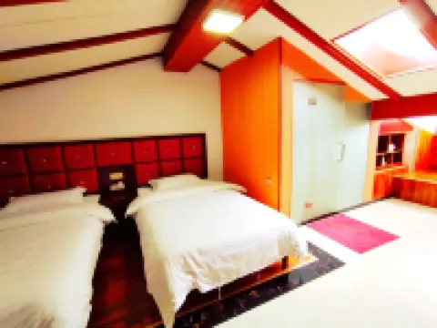 Tian Hongjun Apartment (Hongqiao East Road) - Condos