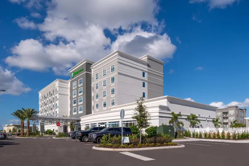 Holiday Inn & Suites Orlando I-Drive - Theme Parks