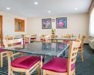 Quality Inn Ottawa Near Starved Rock State Park - Frühstück