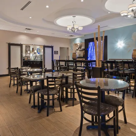 Best Western Plus Hollywood/Aventura Отели в г. Халландейл Бич