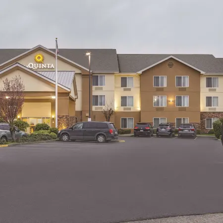 Spark by Hilton Central Point Medford