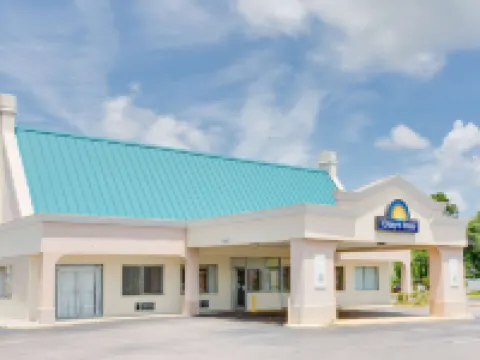 デイズ イン バイ ウィンダム チェスター バミューダのホテル