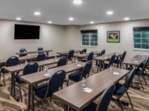 Microtel Inn & Suites by Wyndham Atlanta/Buckhead Area Hotels in Brookhaven