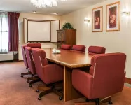 Quality Inn & Suites Shelbyville I-74