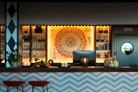 Best Western Plus Aby Hotel - bar