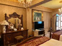 Victoria Castel Hotels near Puli Hot Spring