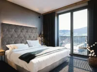 Mit Balkon