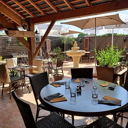 Hotel Restaurant la Creperie du Chateau