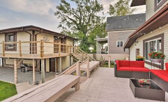 Spacious Algonac Home w/ St Clair River Views - Housity
