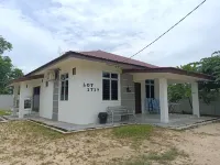 Fadli Homestay Hotels in Ketereh