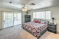 Quaint Bullhead City Getaway ~ 2 Mi to River!