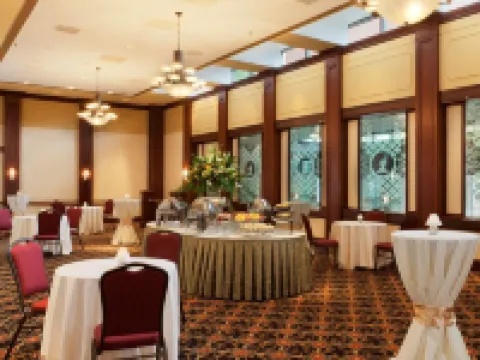 ダブルツリー バイ ヒルトン ホテル シャーロッツビル シャーロッツヴィルのホテル