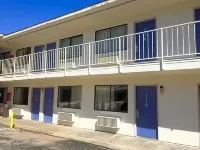 Motel 6 Pensacola, FL - West