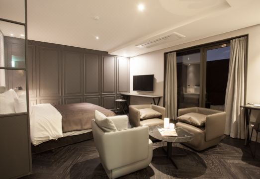 호텔가덴 야외 수영장 이미지