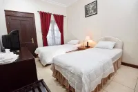 Ndalem Maharani Guest House Hotels near Taman Sari