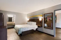 HomeTowne Studios Vero Beach - I-95 Hotels in Sebastian