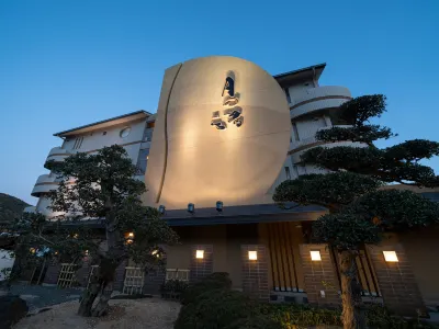 Tsukino Nagisa Các khách sạn gần Irago Shrine