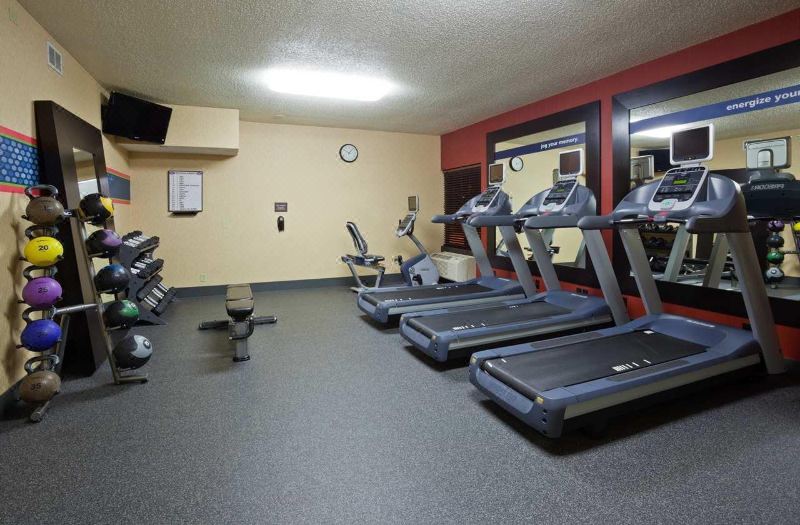 Hampton Inn Milwaukee-Airport photo 3