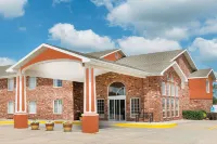 Super 8 by Wyndham Bolivar Hotels in Southwest Marion Township