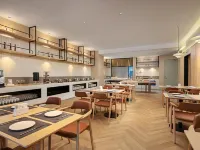 Country Inn & Suites by Radisson Hotel (Guangzhou Railway Station Xiaobei Subway Station) Hotels near لا بيرلي
