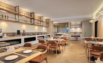 Country Inn & Suites by Radisson Hotel (Guangzhou Railway Station Xiaobei Subway Station)