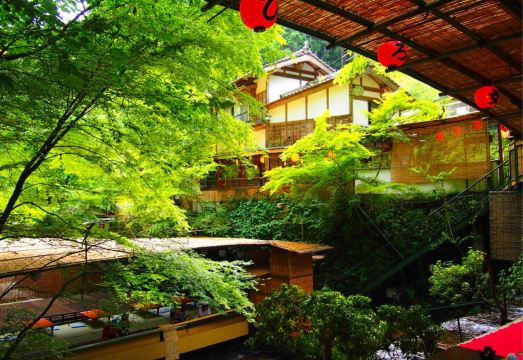 오하라 노 사토 온천 풍경