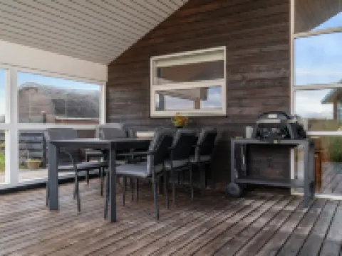 "Bruni" - 400m from the Sea