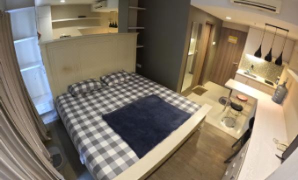 Student Park 732 by We Stay