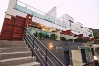 Wando (Bogildo) Blackstone Pension Hotels in 