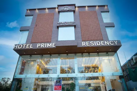 Hotel Prime Residency,Chhatarpur Отели в г. Чхатарпур
