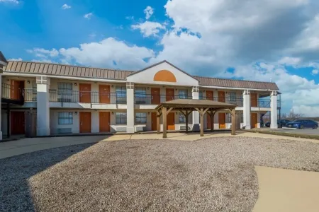 Super 8 by Wyndham Wichita Falls