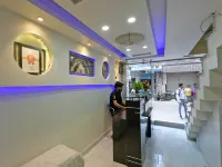 Hotel Frank Inn @2 Min Walking Distance from Railway Stn